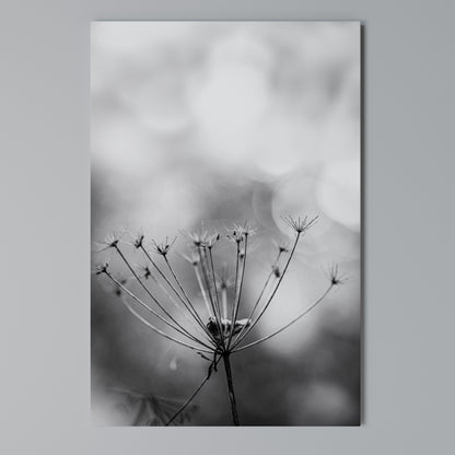 MINIMALIST BLOOM Κατακόρυφος Πίνακας σε Καμβά