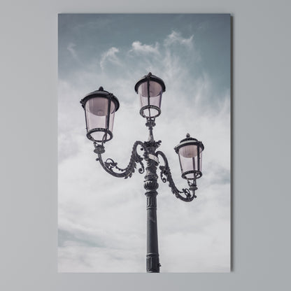 WHISPERS OF LIGHT Κατακόρυφος Πίνακας σε Καμβά